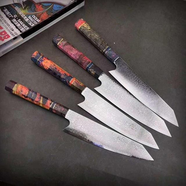 Japanese Chef Knife - Damascus Steel Blade