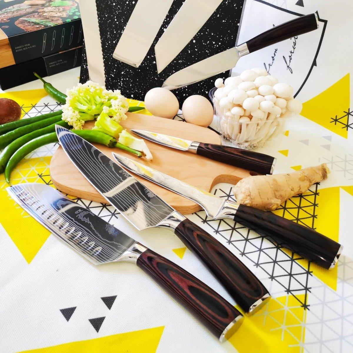 Professional Chef Knives Set - Premium Japanese Kitchen Knife Set with Damascus Pattern