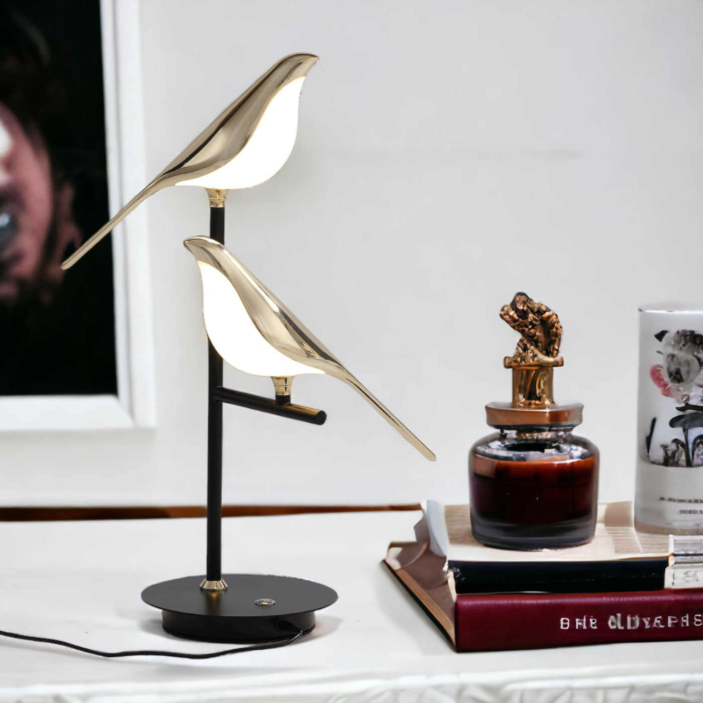 MisterBird LED Bird Table Lamp – Novelty Desk Light