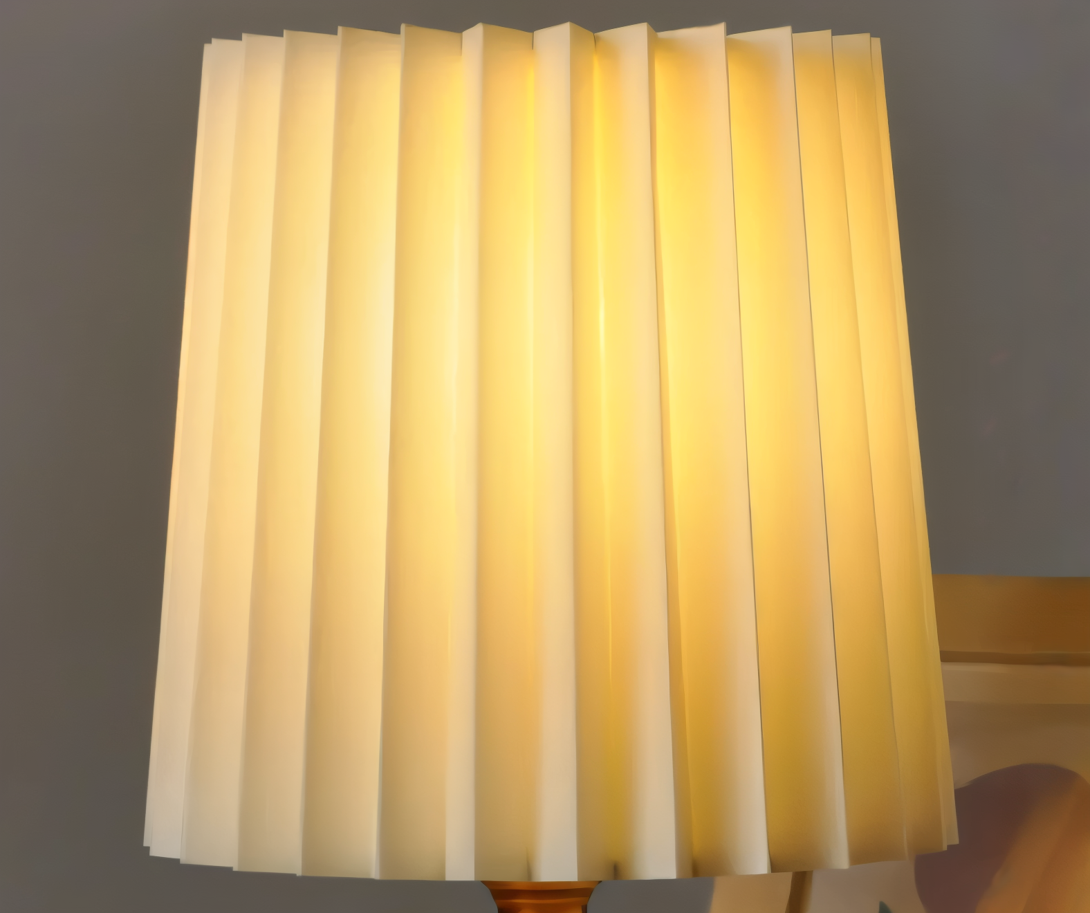 ScandiChic Wooden Table Lamp – Nordic Pleated Fabric Design