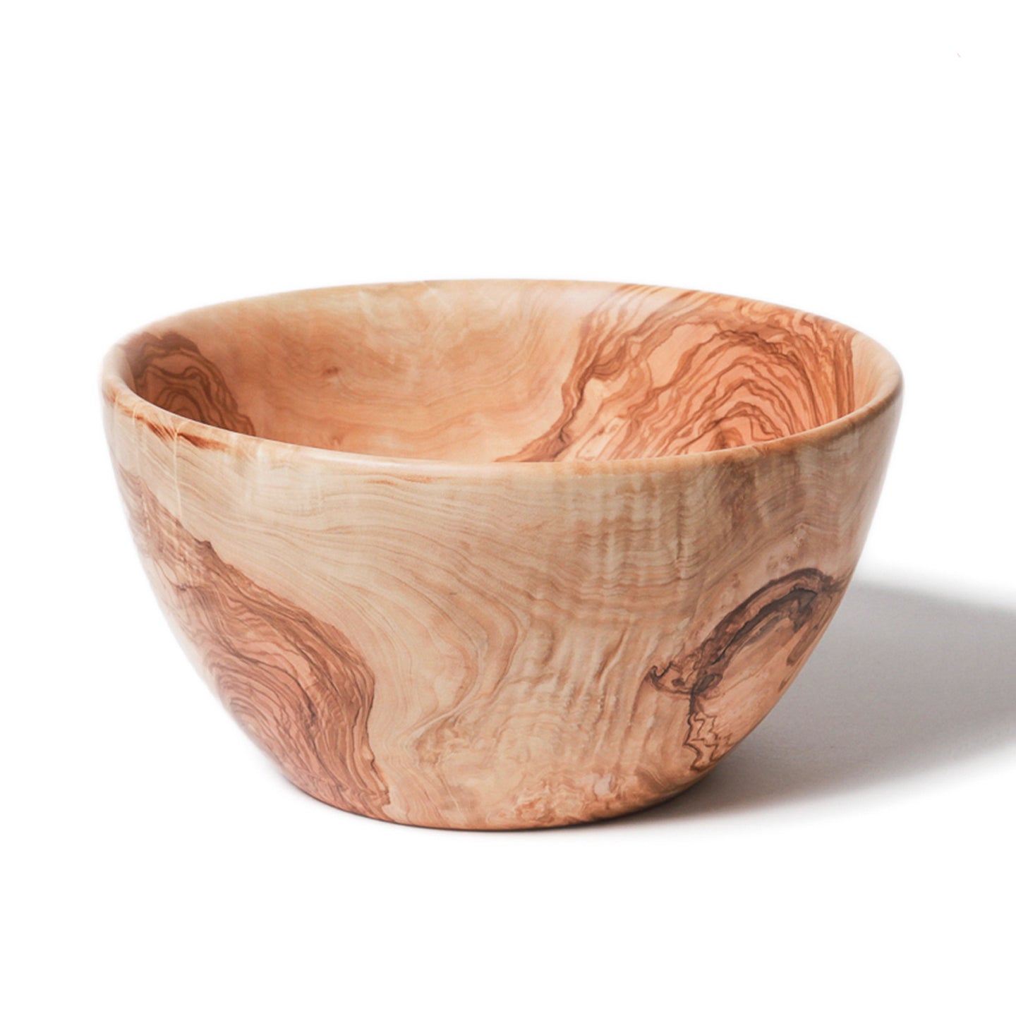 Berard olivewood salad bowl with a classic design and premium quality