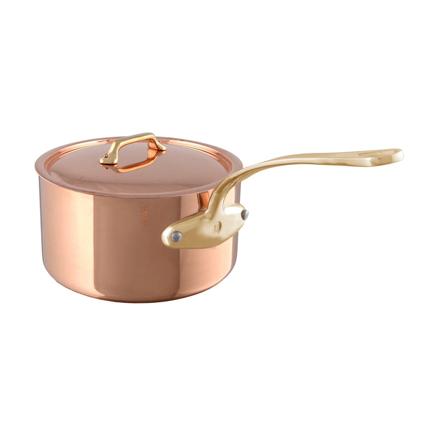 Mauviel M'200B copper saucepan with lid, featuring excellent heat conductivity