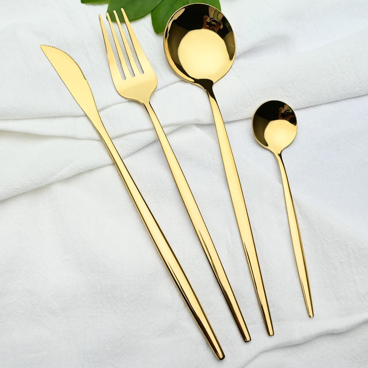 Minimalist Golden Flatware Set